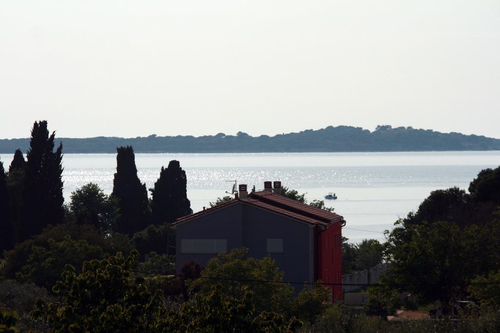 Apartments Lighthouse Fažana Cameră foto